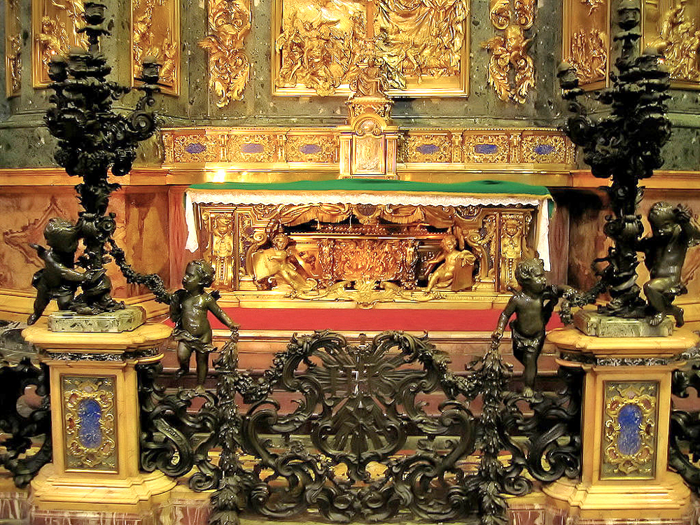 Tomb_of_St._Ignatius